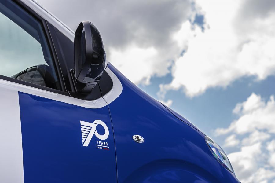Детали экстерьера Citroen Jumpy X Le Coq Sportif 2017 года  (фото 5 из 12)